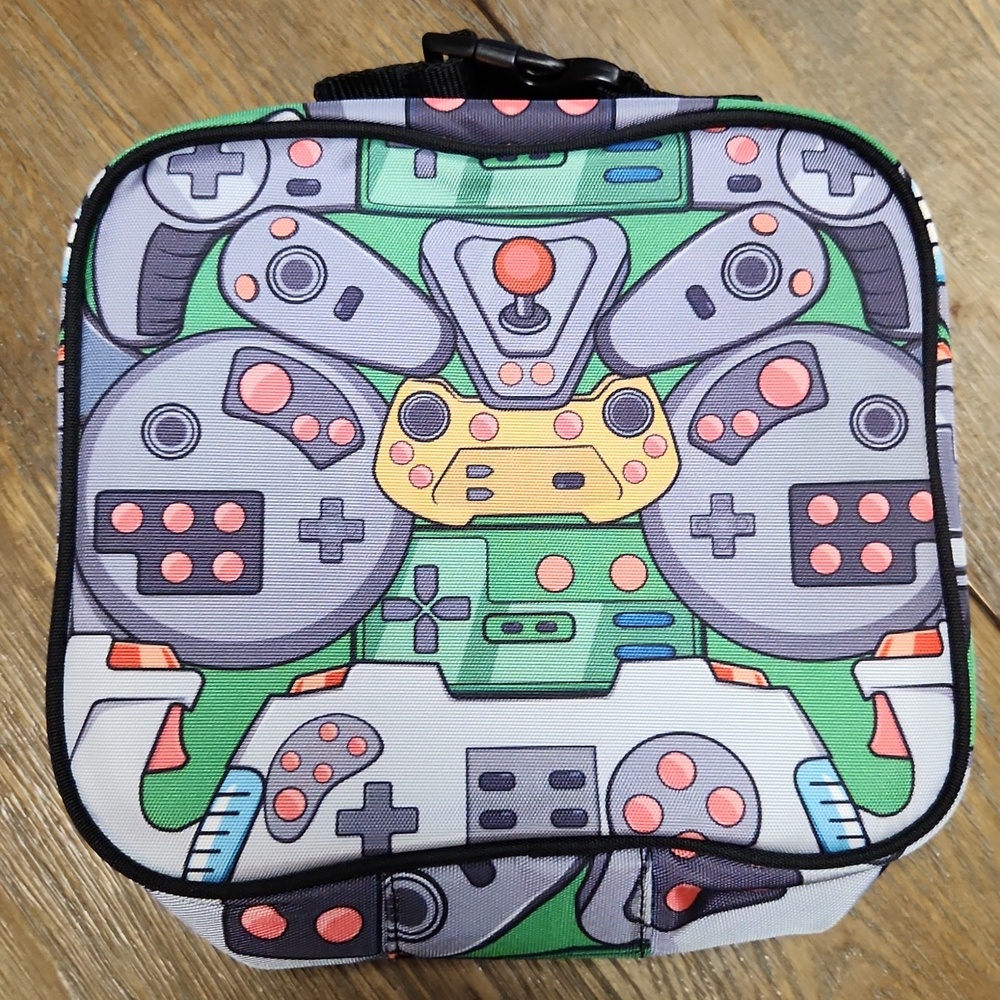 Game Controller Insulated Lunch Box - Picture 4 of 5